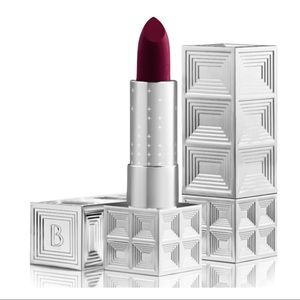 Bell En Argent Smoking on Screen Lipstick
